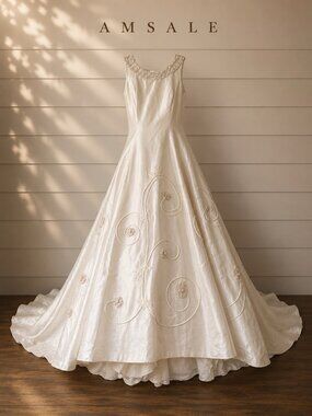 fall brown dresses Used Nouvelle Amsale Maddie Wedding Dress